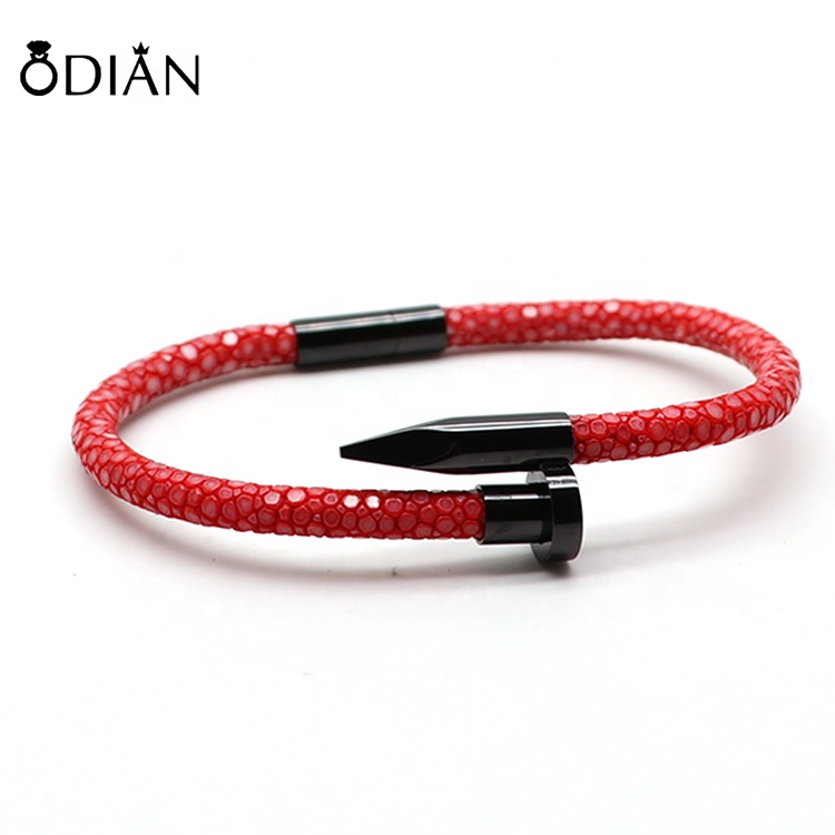 Fashion Jewelry 316L Stainless Steel Nail Luxury Stingray Leather Bracelet For Men Women