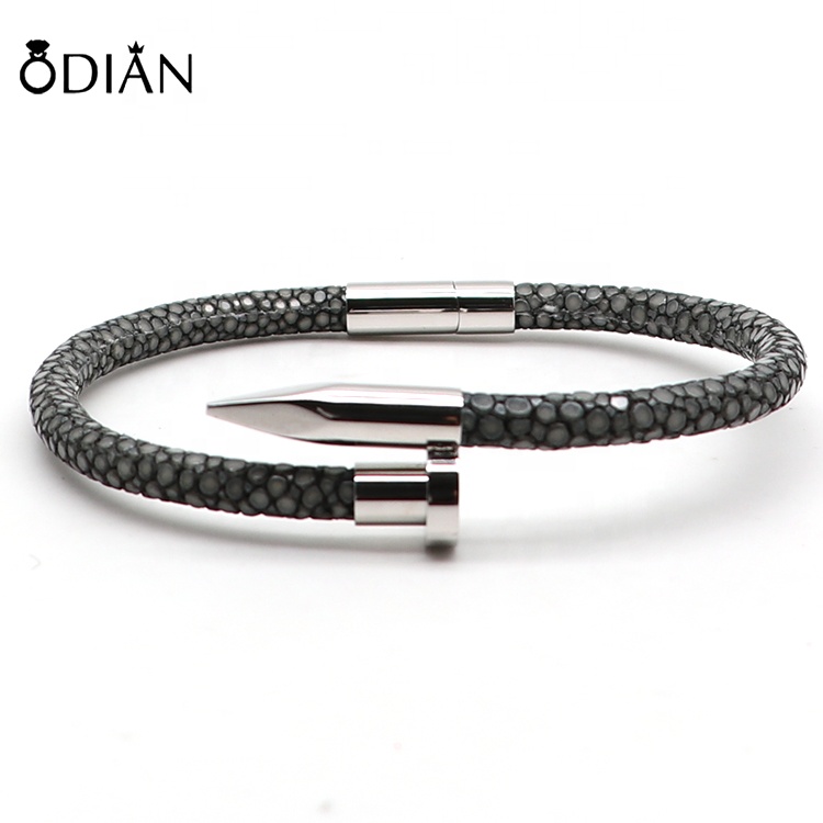 Fashion Jewelry 316L Stainless Steel Nail Luxury Stingray Leather Bracelet For Men Women